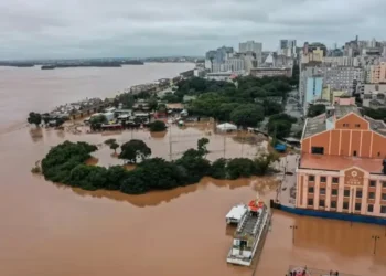 fortes, chuvas, inundações;