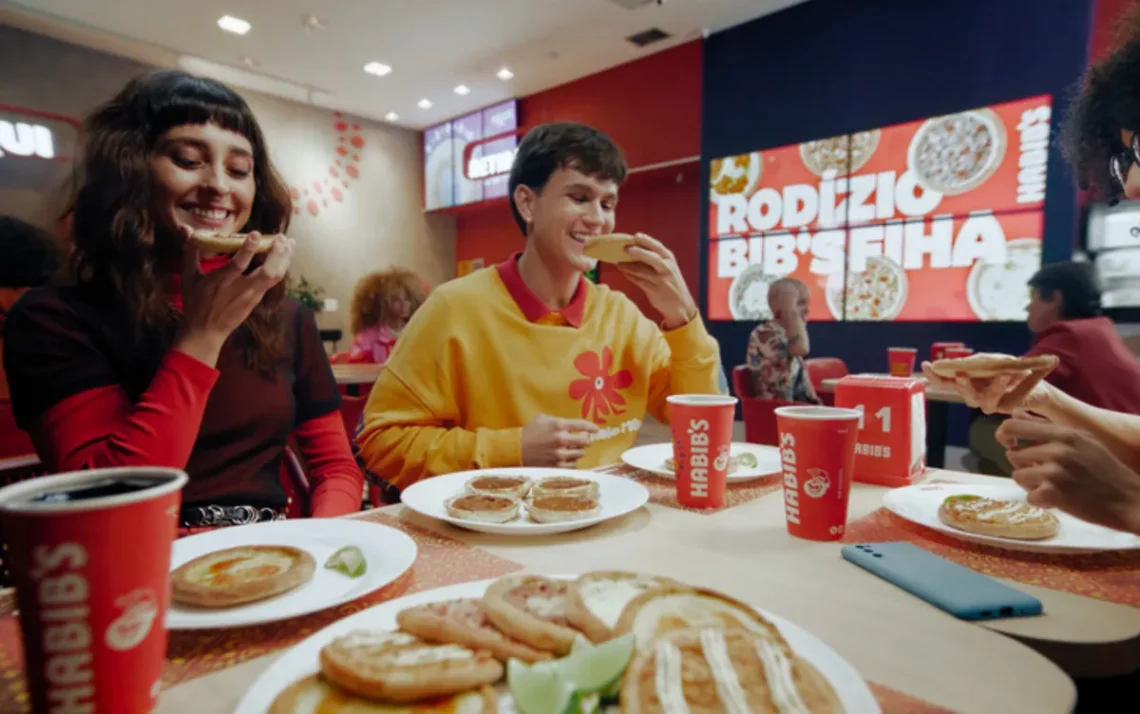 maior rede de, fast food genuinamente brasileira, marca, produtos, comida, alimento.